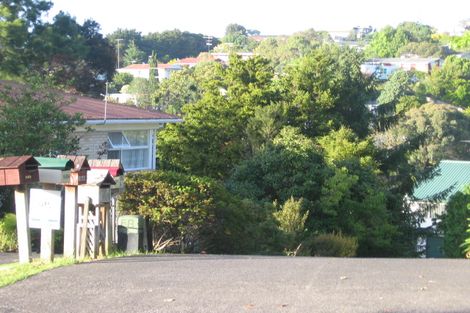 Photo of property in 2/60a Lynden Avenue, Hillcrest, Auckland, 0627