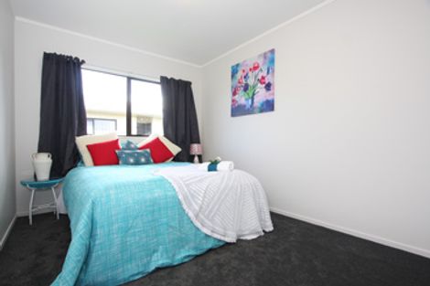 Photo of property in 1/6 Hatherley Place, Clendon Park, Auckland, 2103