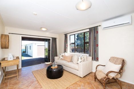 Photo of property in 71 The Esplanade, Westshore, Napier, 4110