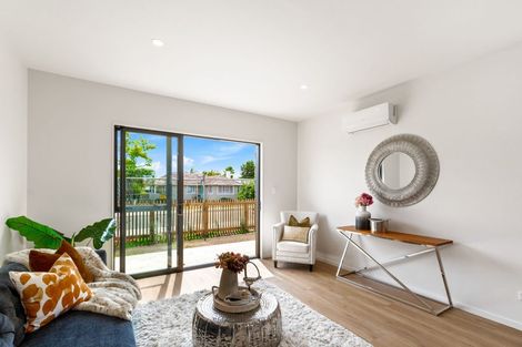 Photo of property in 20b Fairdene Avenue, Henderson, Auckland, 0610