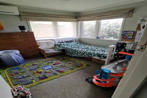 Photo of property in 112 Edgewater Drive, Pakuranga, Auckland, 2010