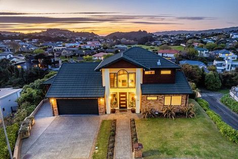 Photo of property in 22 Port Lane, Whitby, Porirua, 5024