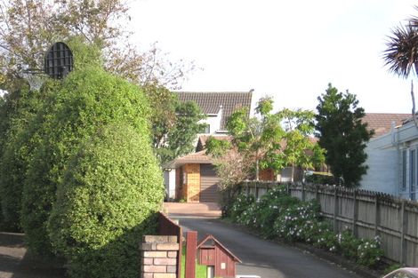 Photo of property in 1/34 Clydesdale Avenue, Somerville, Auckland, 2014