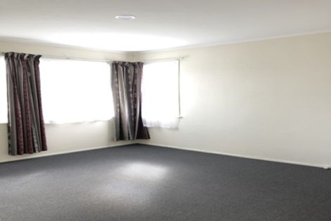 Photo of property in 1/343 Pakuranga Road, Pakuranga Heights, Auckland, 2010