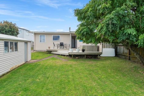 Photo of property in 218 Dickson Road, Papamoa Beach, Papamoa, 3118