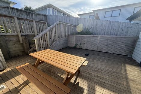 Photo of property in 22a Sylvan Crescent, Te Atatu South, Auckland, 0610