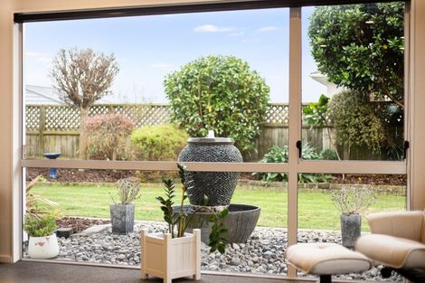 Photo of property in 41 Joseph Banks Drive, Whitby, Porirua, 5024