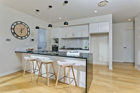 Photo of property in 4 Greenlink Rise, Long Bay, Auckland, 0630