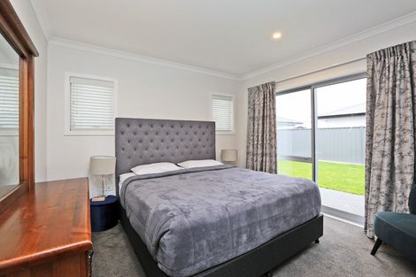 Photo of property in 12 Mckay Close, Frimley, Hastings, 4120