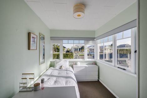 Photo of property in 19 Mcdonald Street, Napier South, Napier, 4110