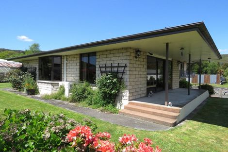 Photo of property in 29-31 Victory Street, Reefton, 7830