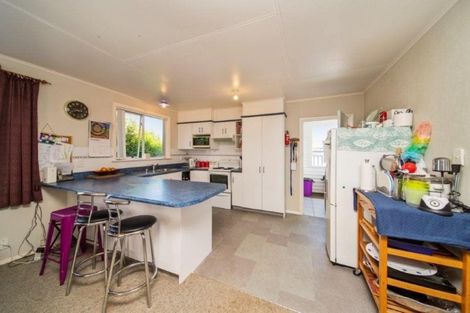 Photo of property in 40 Puriri Street, Hawera, 4610