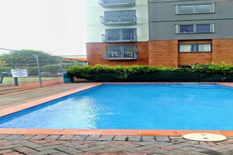 Photo of property in 1h/10 Crown Lynn Place, New Lynn, Auckland, 0600