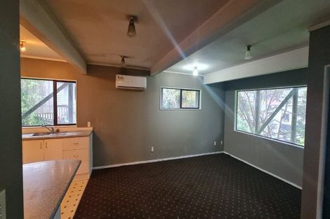 Photo of property in 12a Sabulite Road, Kelston, Auckland, 0602
