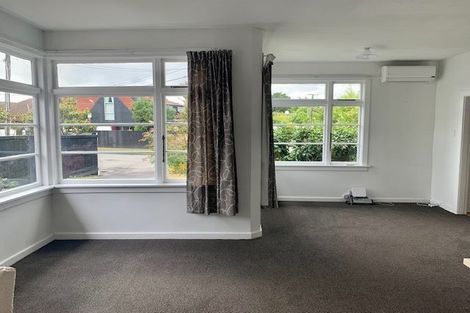 Photo of property in 8 Highgate Avenue, Merivale, Christchurch, 8014