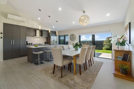 Photo of property in 8 Laylin Place, Pukekohe, 2120