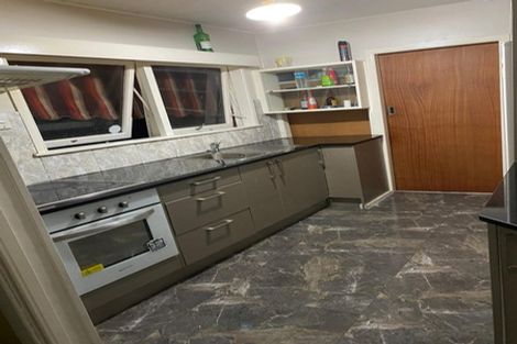 Photo of property in 1 Hooker Place, Papatoetoe, Auckland, 2025
