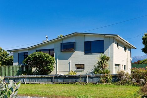 Photo of property in 2/1 Weka Road, South Bay, Kaikoura, 7300