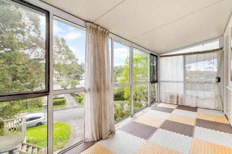Photo of property in 6 Orion Place, Hillcrest, Auckland, 0627
