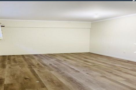 Photo of property in 1/99 Evelyn Road, Cockle Bay, Auckland, 2014