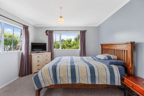 Photo of property in 153 Westchester Drive, Churton Park, Wellington, 6037