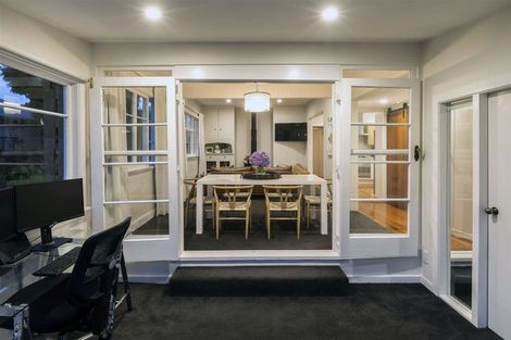 Photo of property in 155 Weston Road, St Albans, Christchurch, 8052