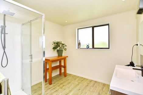 Photo of property in 11 Ludlow Place, Parklands, Christchurch, 8083