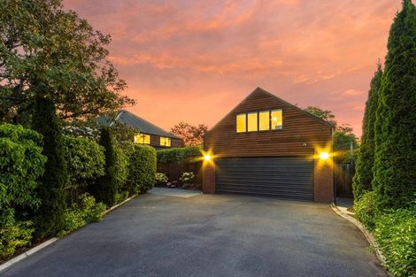 Photo of property in 7 Glandovey Road, Fendalton, Christchurch, 8052