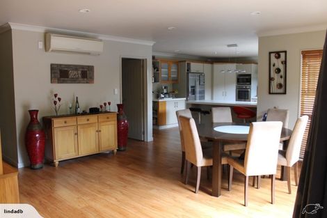 Photo of property in 14 Shalimar Place, Huntington, Hamilton, 3210