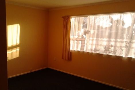Photo of property in 1 Chatsworth Place, Highbury, Palmerston North, 4412