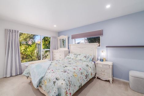 Photo of property in 46 Westgrove Avenue, Avonhead, Christchurch, 8042