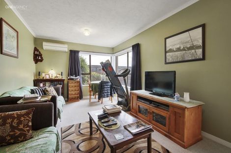 Photo of property in 1b Sylvia Street, Parklands, Christchurch, 8083