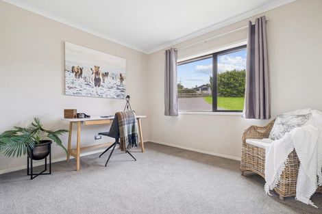 Photo of property in 3 Cranleigh Way, Bombay, 2675