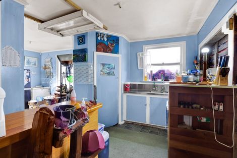 Photo of property in 244 Egmont Street, Patea, 4520