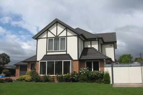 Photo of property in 2 Oaktree Lane, Bishopdale, Christchurch, 8053