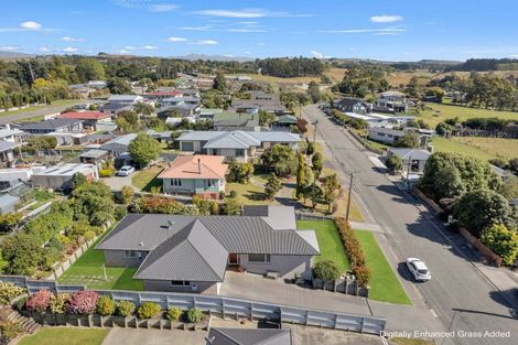 Photo of property in 18 Oban Street, Holmes Hill, Oamaru, 9401