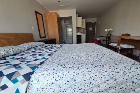 Photo of property in Dual Apartments, 108/142 Vivian Street, Te Aro, Wellington, 6011