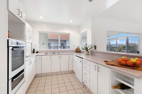 Photo of property in 8 Lakeside Villas, Whitby, Porirua, 5024
