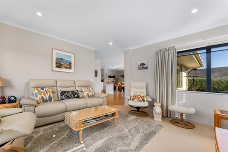Photo of property in 10 Woodstock Place, Stoke, Nelson, 7011
