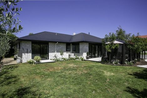 Photo of property in 48b Hamilton Road, Cambridge, 3434