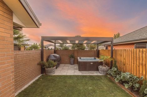 Photo of property in 112 Metehau Street, Marshland, Christchurch, 8083