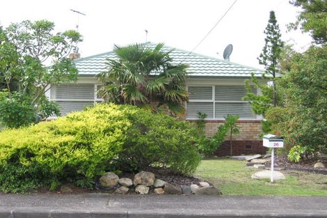 Photo of property in 26 Lyndhurst Road, Te Atatu South, Auckland, 0610