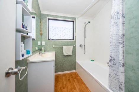 Photo of property in 22 Cranbrook Place, Rototuna North, Hamilton, 3210