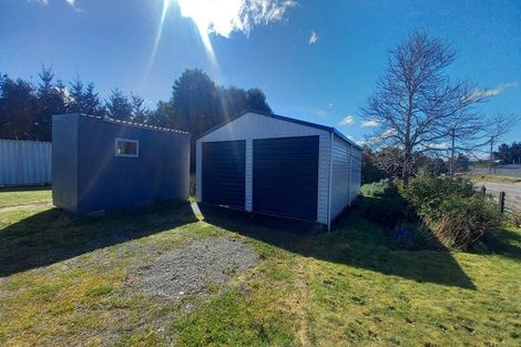 Photo of property in 33 Clifden Highway, Tuatapere, 9620