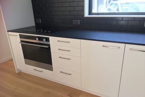 Photo of property in 24 Rua Kai Way, Brooklyn, Wellington, 6021