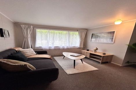 Photo of property in 15f1 Bloomsbury Grove, Newlands, Wellington, 6037