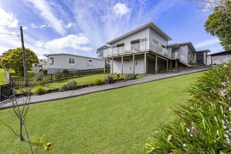 Photo of property in 6 Poplar Road, Stanmore Bay, Whangaparaoa, 0932