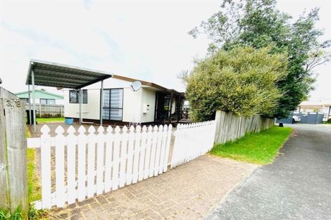 Photo of property in 3/8 Ireland Place, Ranui, Auckland, 0612