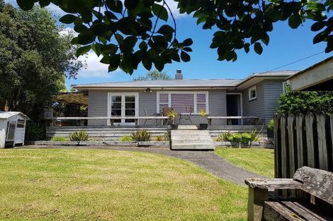 Photo of property in 37 Edmonton Road, Henderson, Auckland, 0612
