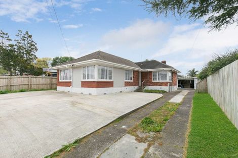 Photo of property in 51 Hallberry Road, Mangere East, Auckland, 2024